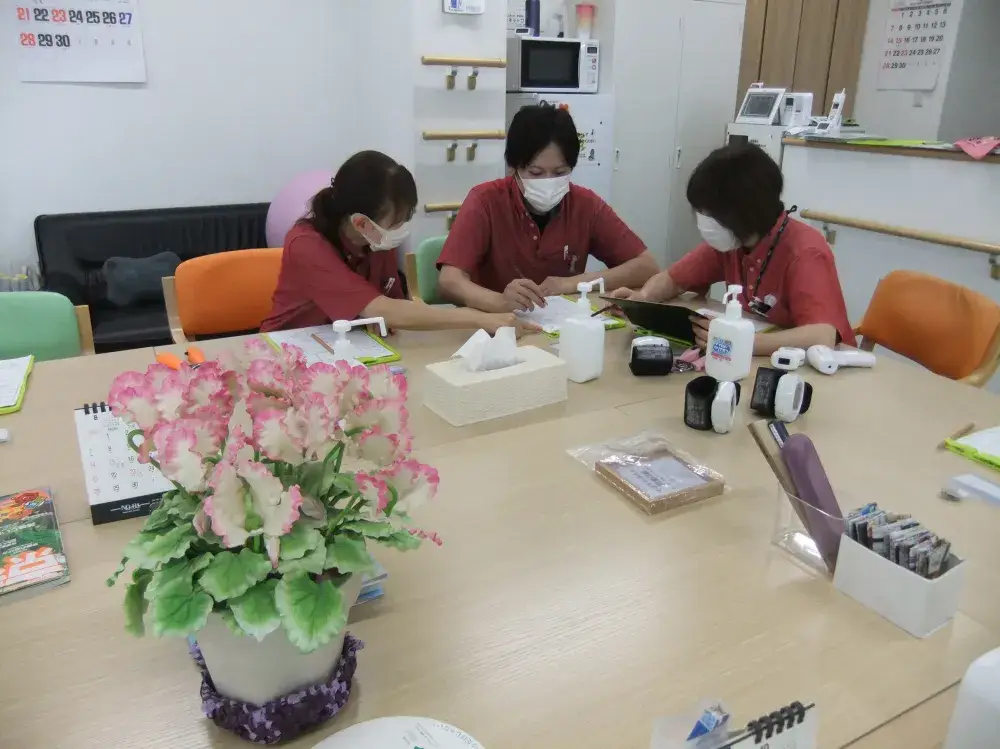 施設内のスタッフの雰囲気