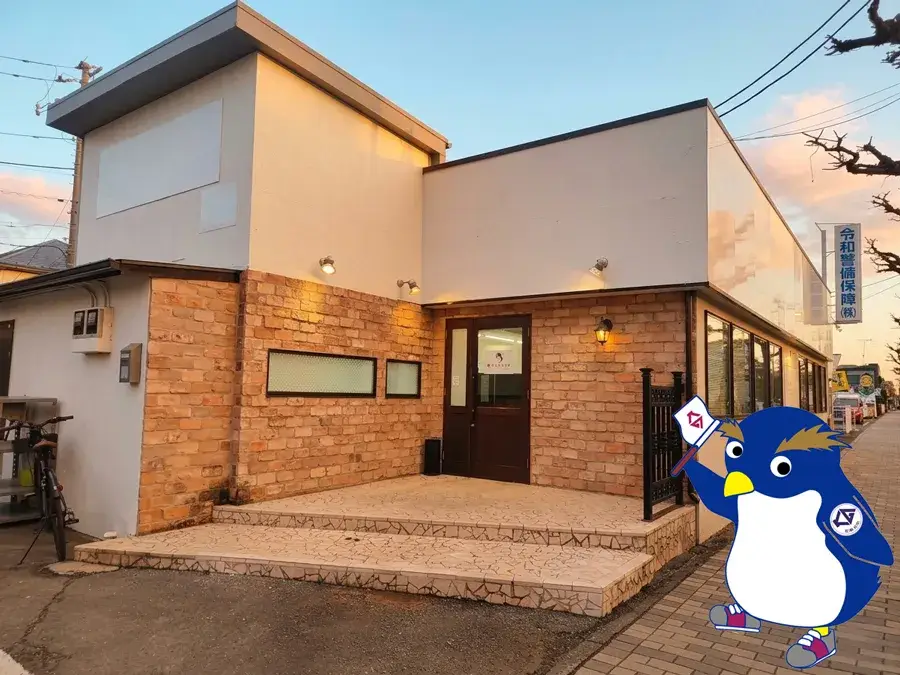 新しくとってもキレイになった事務所です！